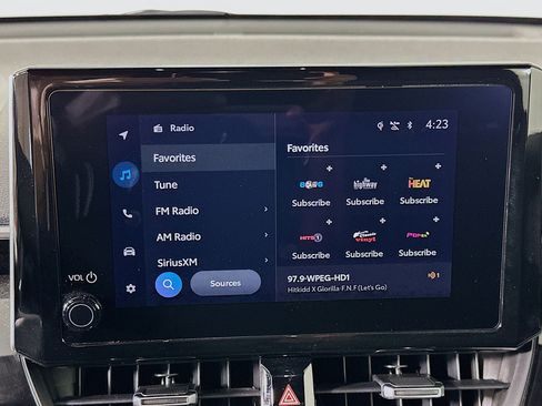 Used 2024 Toyota Corolla Cross XSE w/ Convenience Package image 21