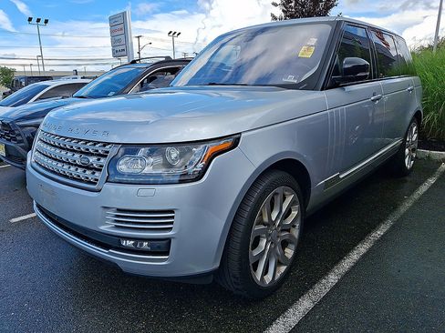 Used 2017 Land Rover Range Rover Long Wheelbase Supercharged AWD/4WD image 2