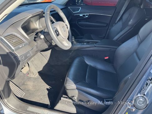 Used 2020 Volvo XC90 T5 Momentum AWD/4WD image 9
