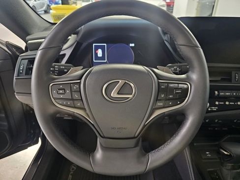 Used 2022 Lexus ES 300h w/ Premium Package image 21