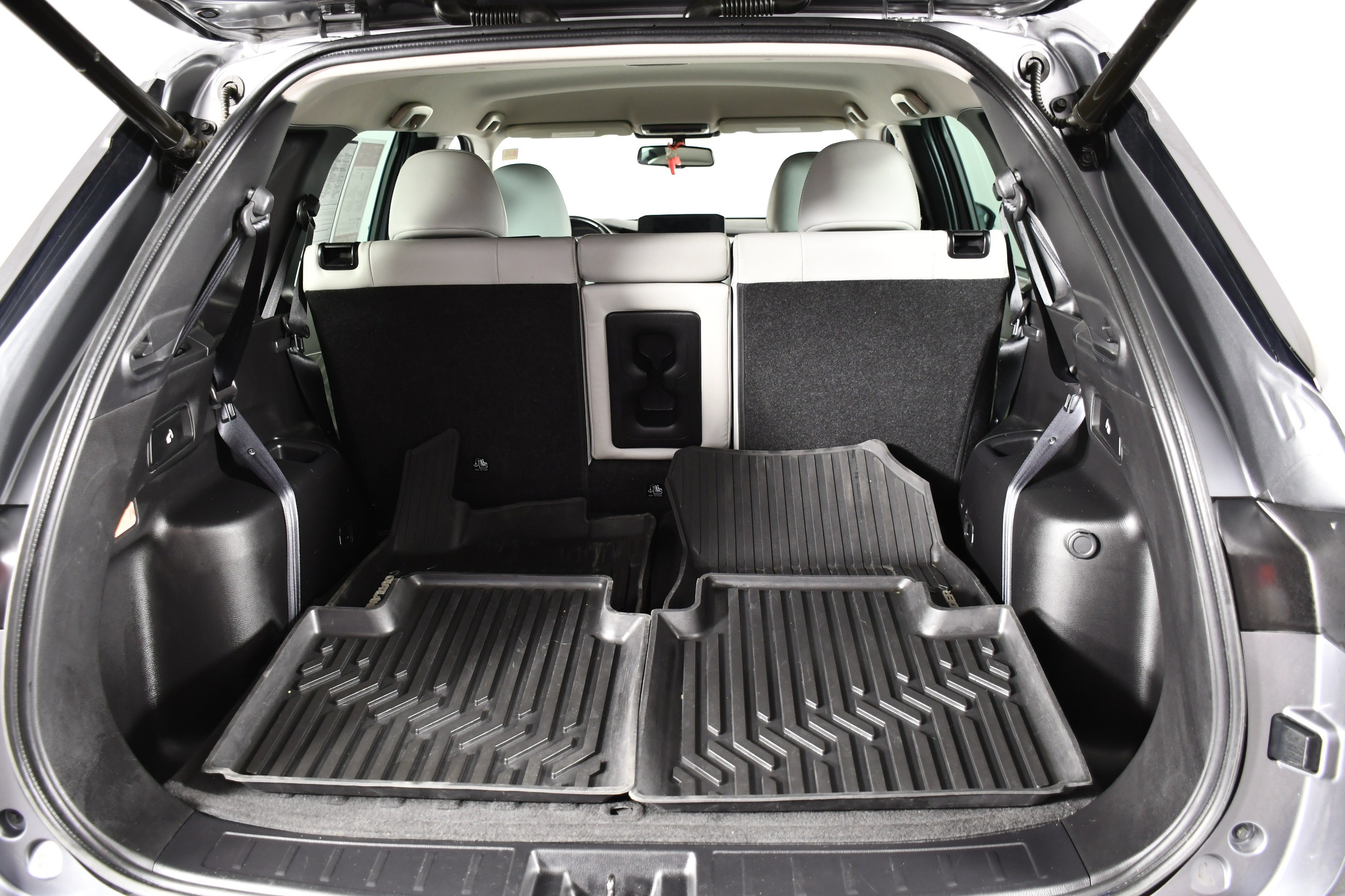 Used 2022 Mitsubishi Outlander SEL AWD/4WD image 47