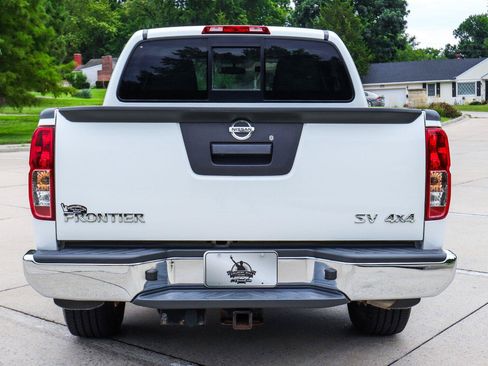 Used 2019 Nissan Frontier SV AWD/4WD image 15
