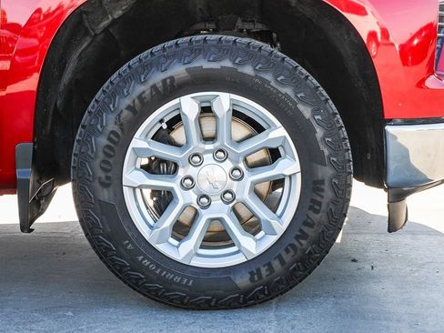 Used 2023 Chevrolet Silverado 1500 LT RWD image 11
