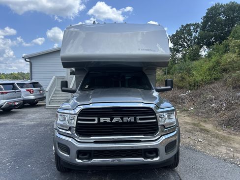 Used 2021 RAM 5500 SLT w/ Quick Order Package 2YG SLT AWD/4WD image 5