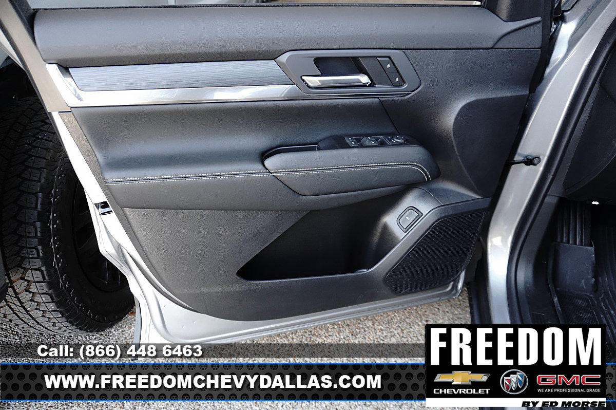New 2027 GMC Terrain Elevation w/ Elevation Premium Package FWD image 38