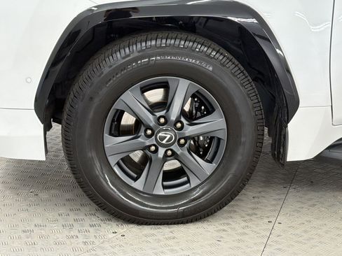 Certified 2025 Lexus LX 700h Overtrail AWD/4WD image 12