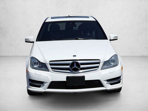 Used 2013 Mercedes-Benz C 300 4MATIC Sedan image 2