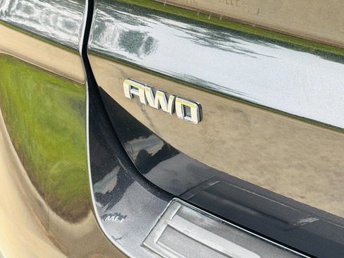 Used 2015 Chevrolet Traverse LT image 21