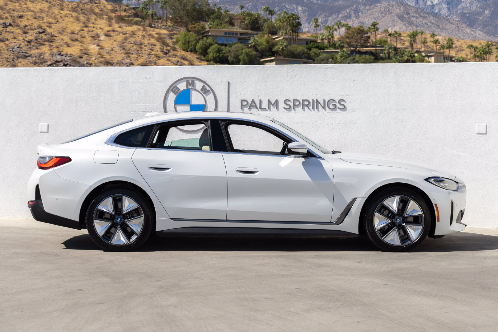 Certified 2024 BMW i4 eDrive40 w/ Convenience Package RWD image 6