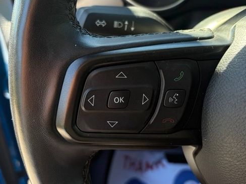 Used 2022 Jeep Wrangler Sport AWD/4WD image 15