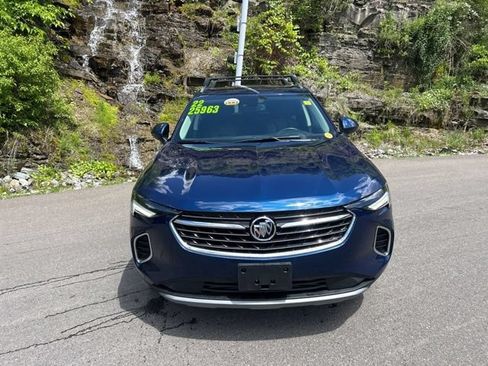 Used 2022 Buick Envision Essence w/ Safety Package AWD/4WD image 2