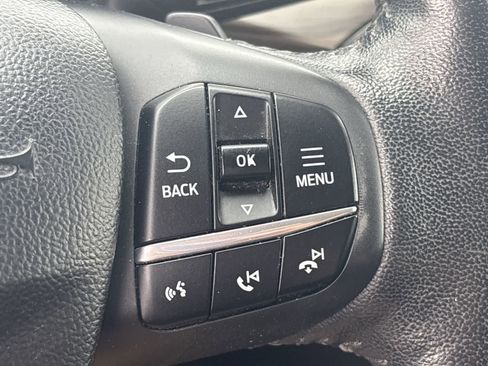 Used 2020 Ford Escape Titanium image 25