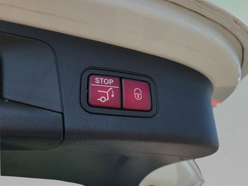 Certified 2022 Mercedes-Benz GLA 250 image 6