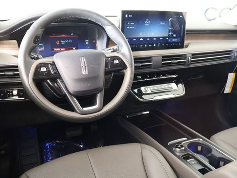 New 2026 Lincoln Corsair Reserve AWD/4WD image 2