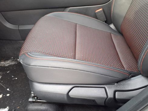 New 2026 Nissan Kicks SR w/ Cold Weather Package image 39