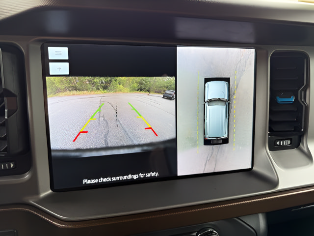 Used 2022 Ford Bronco Outer Banks AWD/4WD image 11