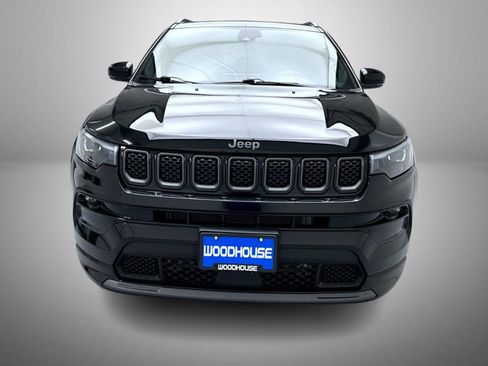 Used 2023 Jeep Compass High Altitude AWD/4WD image 2