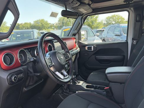 Used 2019 Jeep Wrangler Unlimited Rubicon w/ LED Lighting Group AWD/4WD image 15