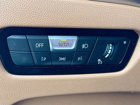 New 2026 BMW 330i Sedan image 37