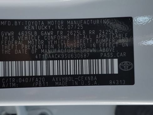 Used 2025 Toyota Camry LE w/ Convenience Package FWD image 23
