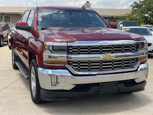 Used 2018 Chevrolet Silverado 1500 LT w/ Texas Edition RWD image 4