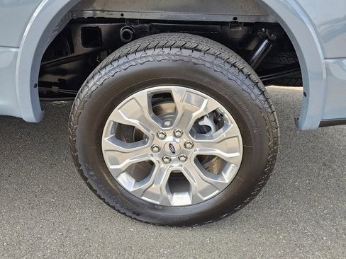 Used 2019 Ford F150 XLT w/ Equipment Group 302A Luxury AWD/4WD image 11