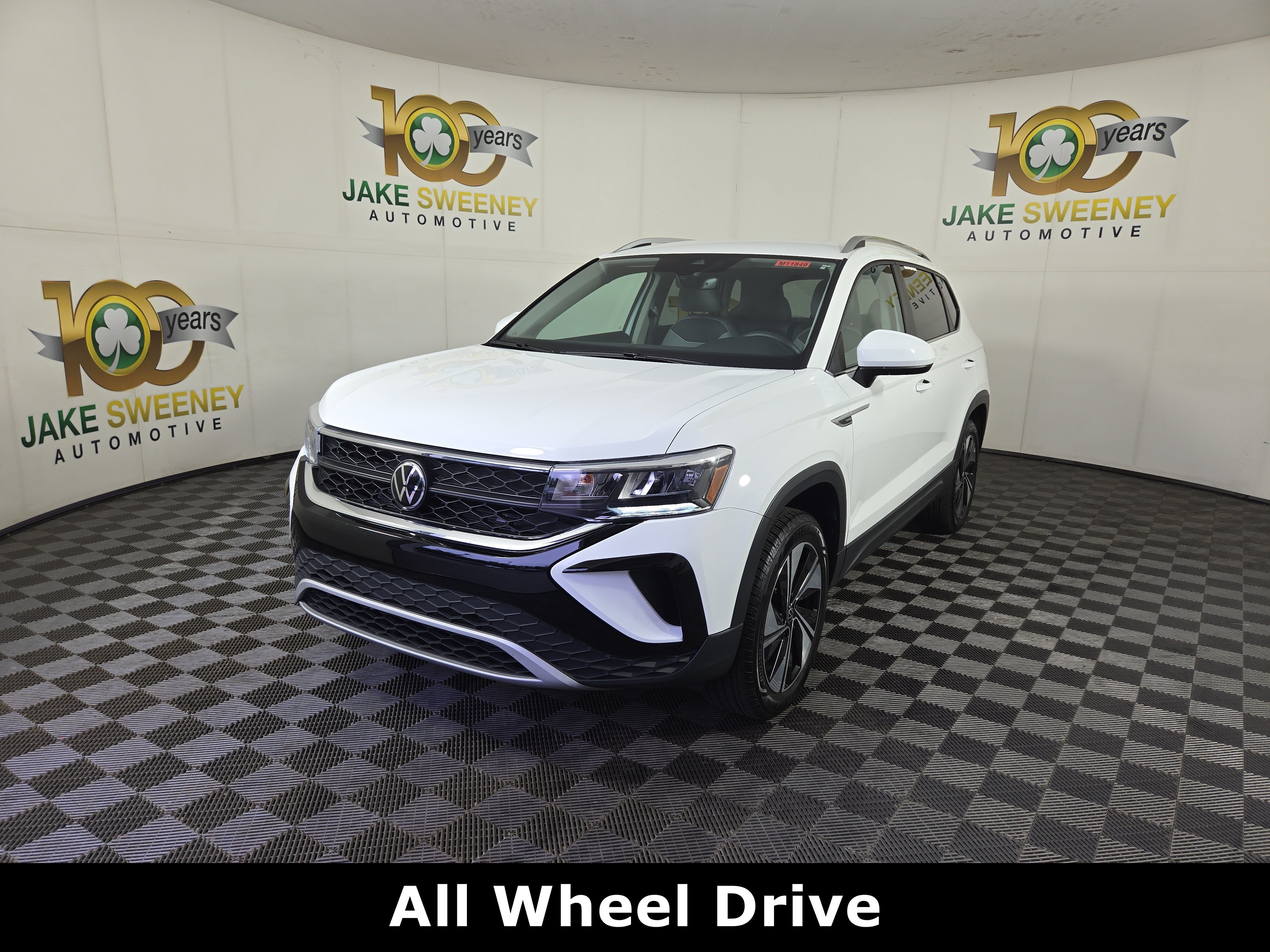 Used 2024 Volkswagen Taos SE AWD/4WD image 4