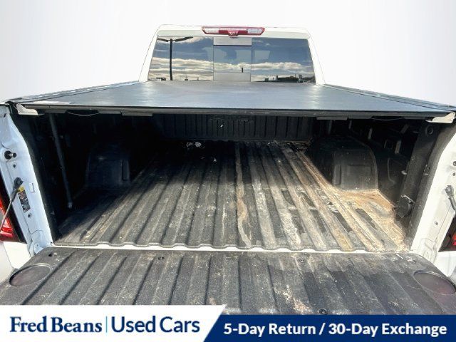 Used 2024 GMC Sierra 1500 AT4 w/ Technology Package AWD/4WD image 33