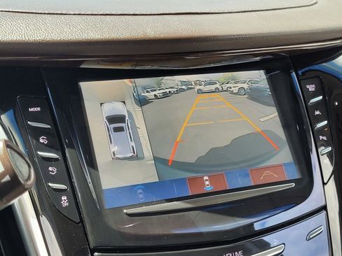 Used 2017 Cadillac Escalade Luxury AWD/4WD image 15