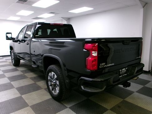 Certified 2025 Chevrolet Silverado 2500 Custom w/ Custom Convenience Package image 2