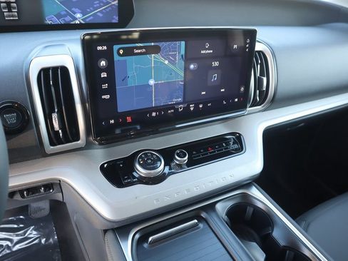 New 2026 Ford Expedition Max Active image 5