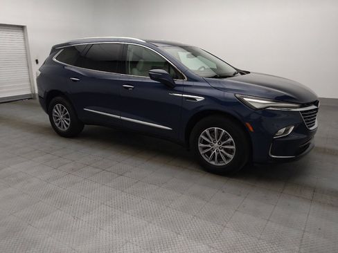 Used 2023 Buick Enclave Essence FWD image 11