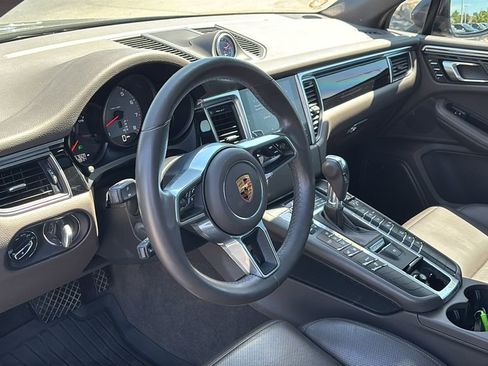 Used 2018 Porsche Macan S AWD/4WD image 21