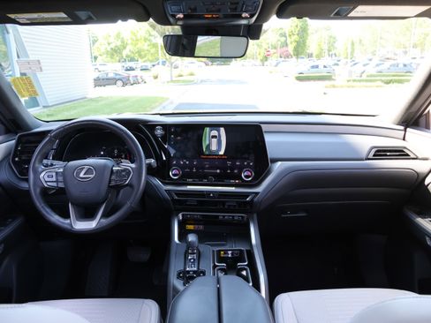 Certified 2024 Lexus TX 350 FWD w/ Captains Chair Package image 16