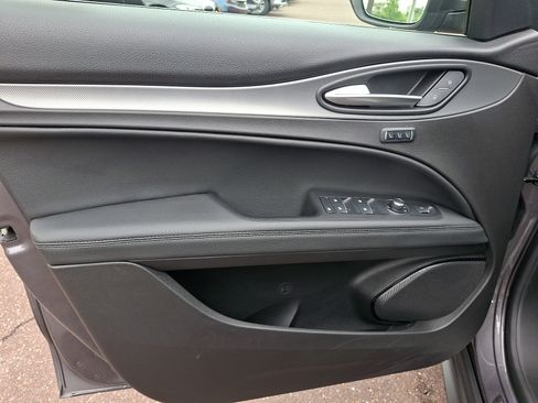 New 2025 Alfa Romeo Stelvio Sprint AWD/4WD image 8