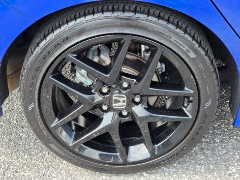 Used 2024 Honda Civic Sport image 12
