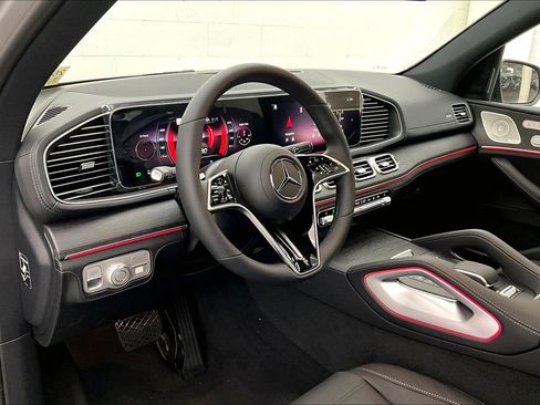 New 2026 Mercedes-Benz GLE 580 4MATIC image 6