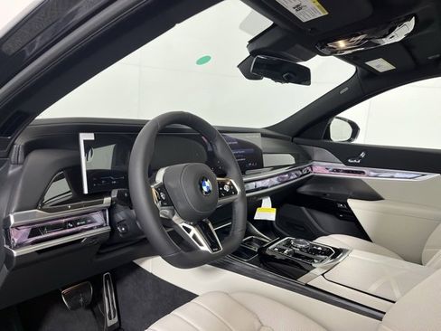 New 2026 BMW 740i xDrive image 9