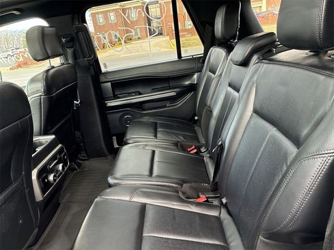 Used 2020 Ford Expedition XLT w/ Equipment Group 202A image 20