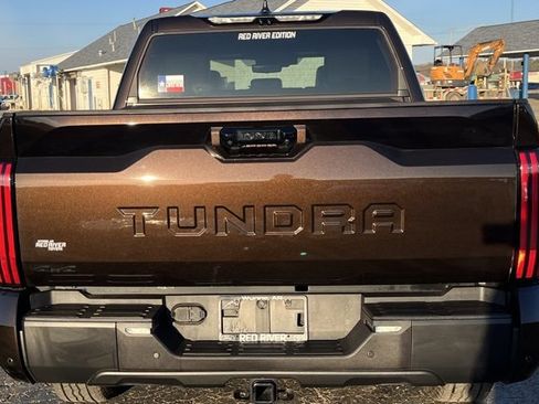 Used 2025 Toyota Tundra Limited w/ TRD Off-Road Package image 7