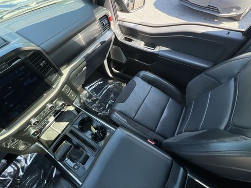 Used 2023 Ford F150 Raptor w/ Raptor 37 Performance Package AWD/4WD image 13