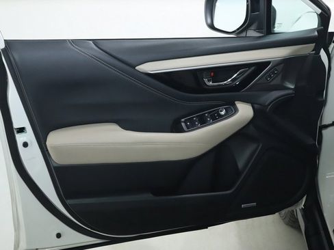 Used 2020 Subaru Outback Limited image 15