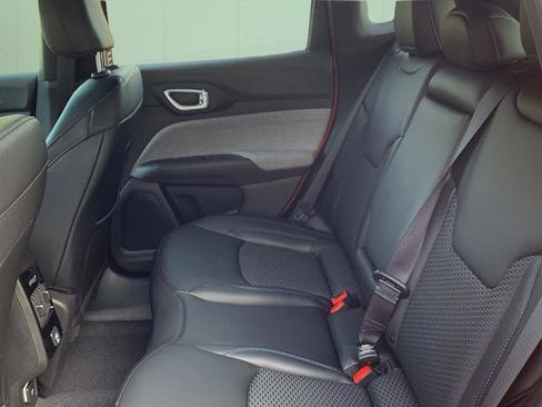 New 2026 Jeep Compass Latitude image 20