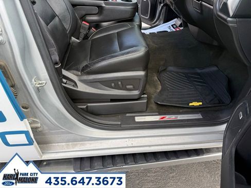Used 2015 Chevrolet Silverado 1500 LTZ Z71 w/ LTZ Plus Package AWD/4WD image 35