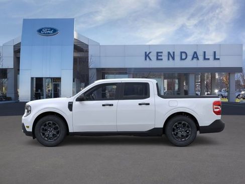 Used 2025 Ford Maverick XLT AWD/4WD image 3
