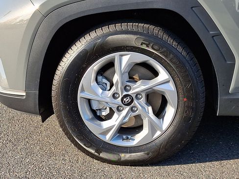 Certified 2024 Hyundai Tucson SEL FWD image 8
