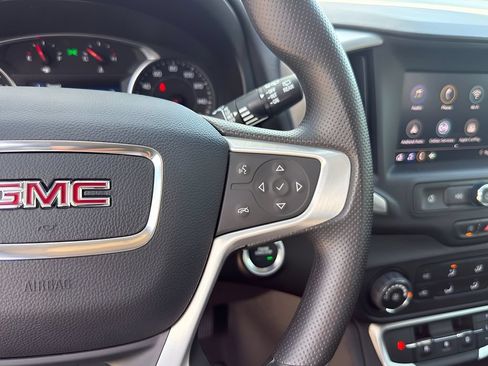 Used 2024 GMC Terrain SLE w/ Elevation Edition FWD image 20