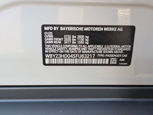 Used 2025 BMW i4 eDrive40 w/ Parking Assistance Package image 32