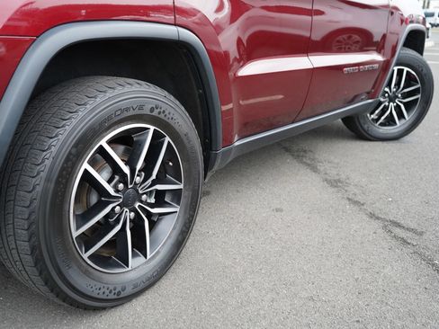 Used 2021 Jeep Grand Cherokee Trailhawk AWD/4WD image 7