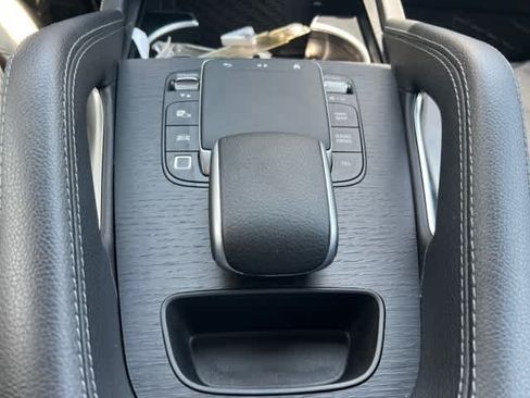 Certified 2025 Mercedes-Benz GLE 450e 4MATIC image 29